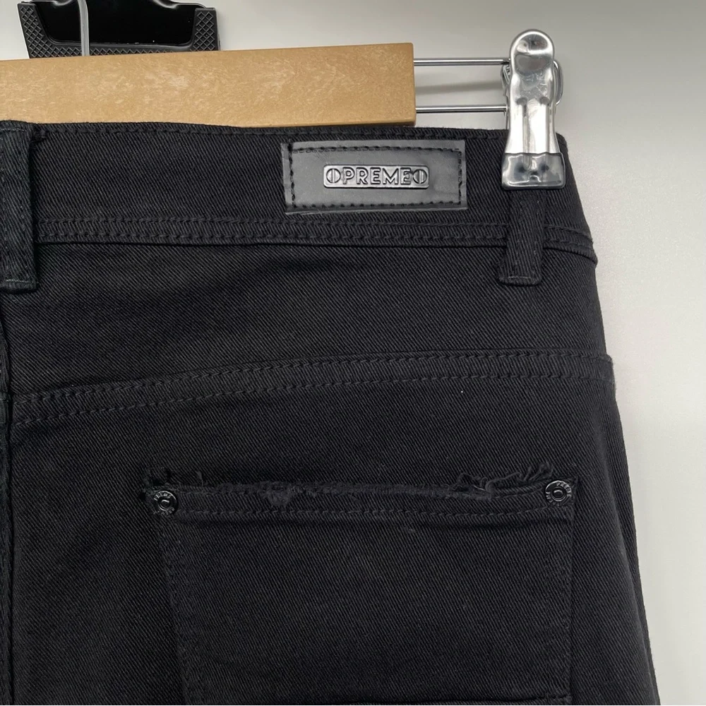 Preme Jeans Men’s Size 36x33 Black Distressed with Red Bedazzled Logo Grunge